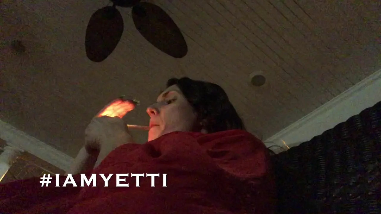 Exclusive Leak: Iamyetti - Confessions of A Smoking Cam Girl - Stream in FullHD | Hotleakxxx.com