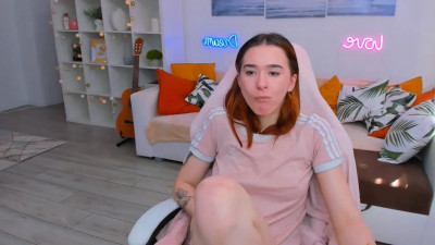 Kate_Kexxzox - i don't wanna do my homework, i want to chew gum