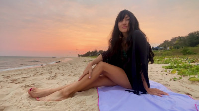 www_sextravel_club - Me- sexy beauty girl. Chasing sunsets, beach vibes