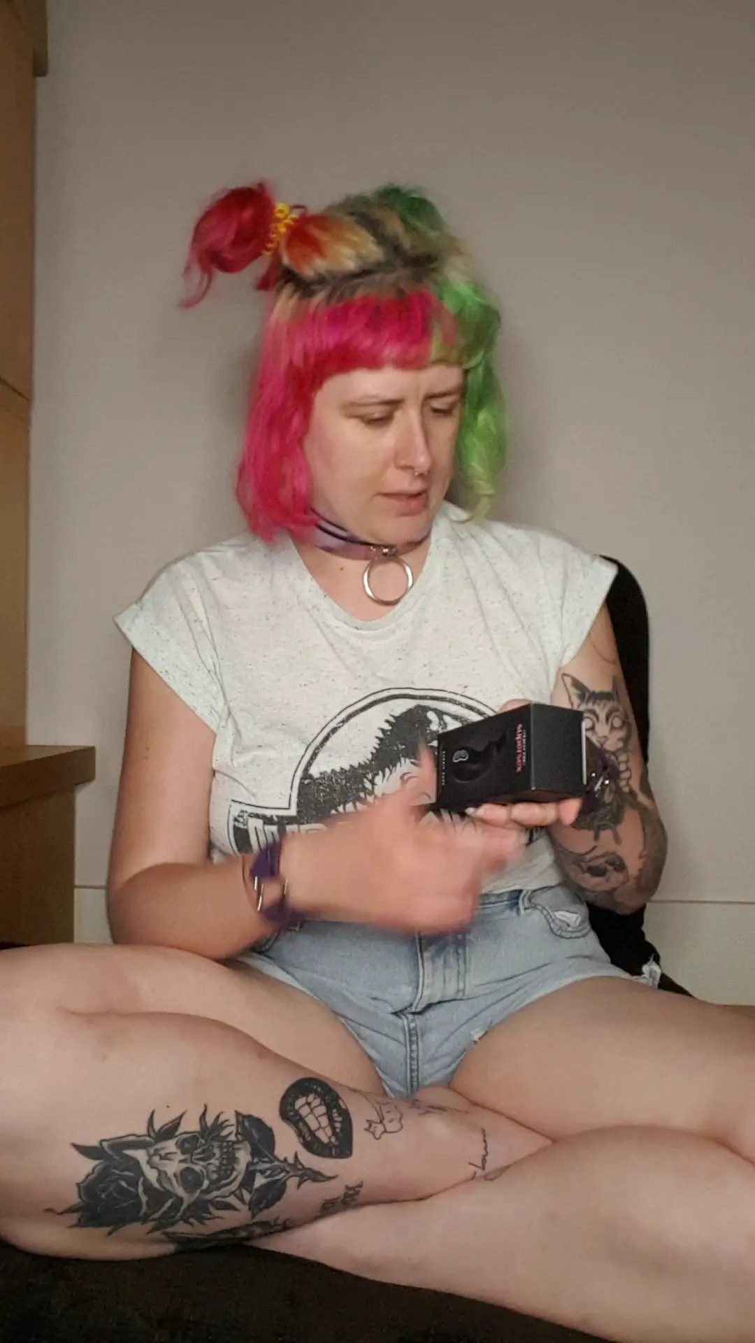 Exclusive Leak: Lisa Kitto - Kit's Reviews: Rabbit Ears Clit Vibrator - Stream in FullHD | Hotleakxxx.com