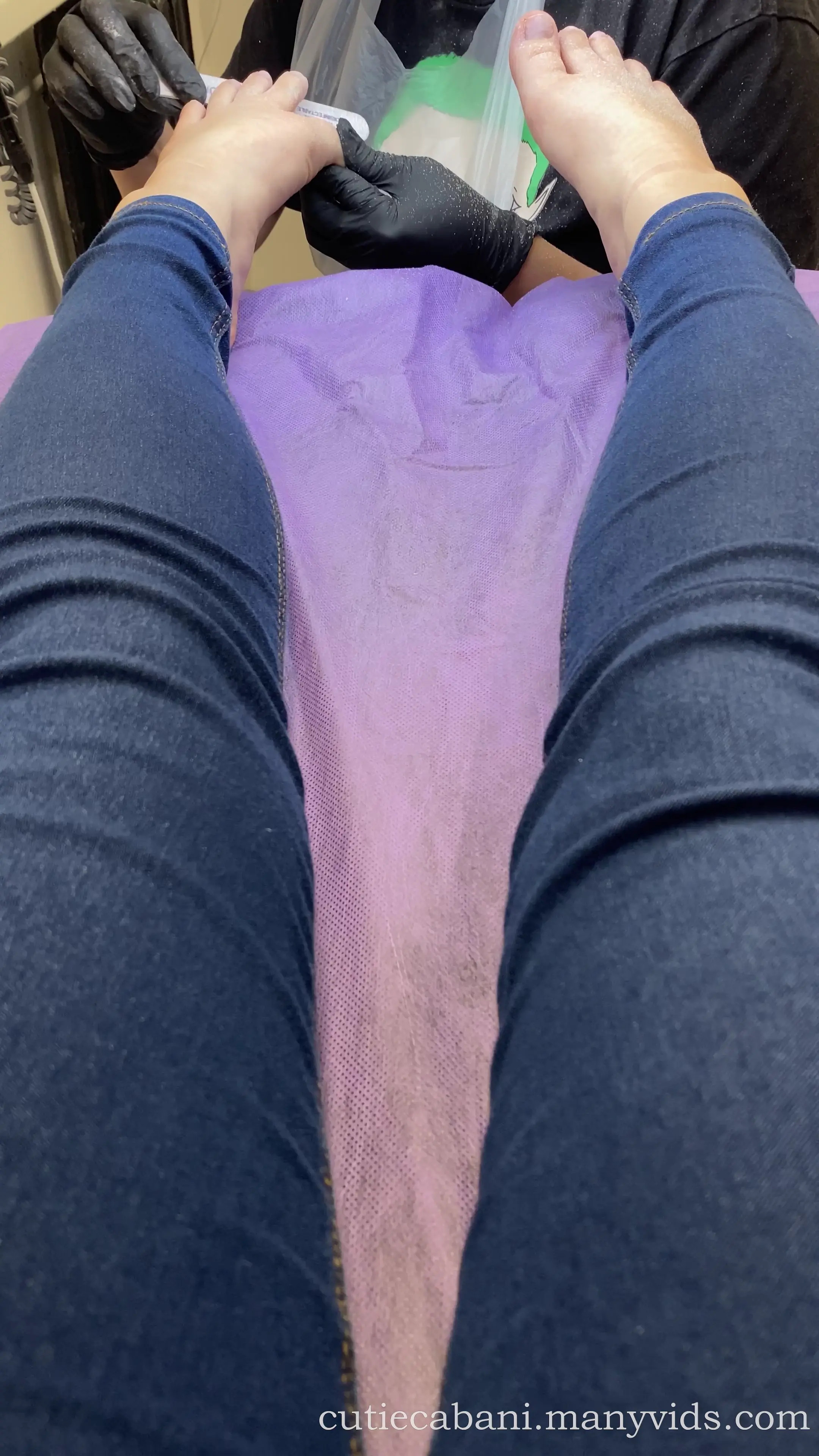 Exclusive Leak: cutiecabani - Salon pedicure - Stream in FullHD | Hotleakxxx.com