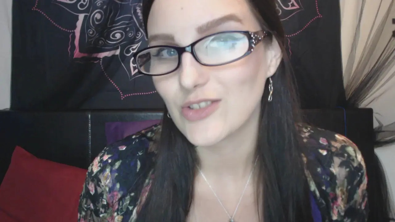 Exclusive Leak: Alace Amory - Camgirl Vlog #1 Bad Dragon Unboxing - Stream in FullHD | Hotleakxxx.com