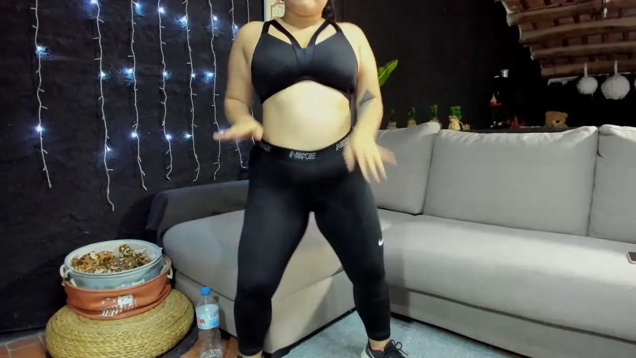 Exclusive Leak: LisaMariaH - Pre-Workout On cam - Stream in FullHD | Hotleakxxx.com