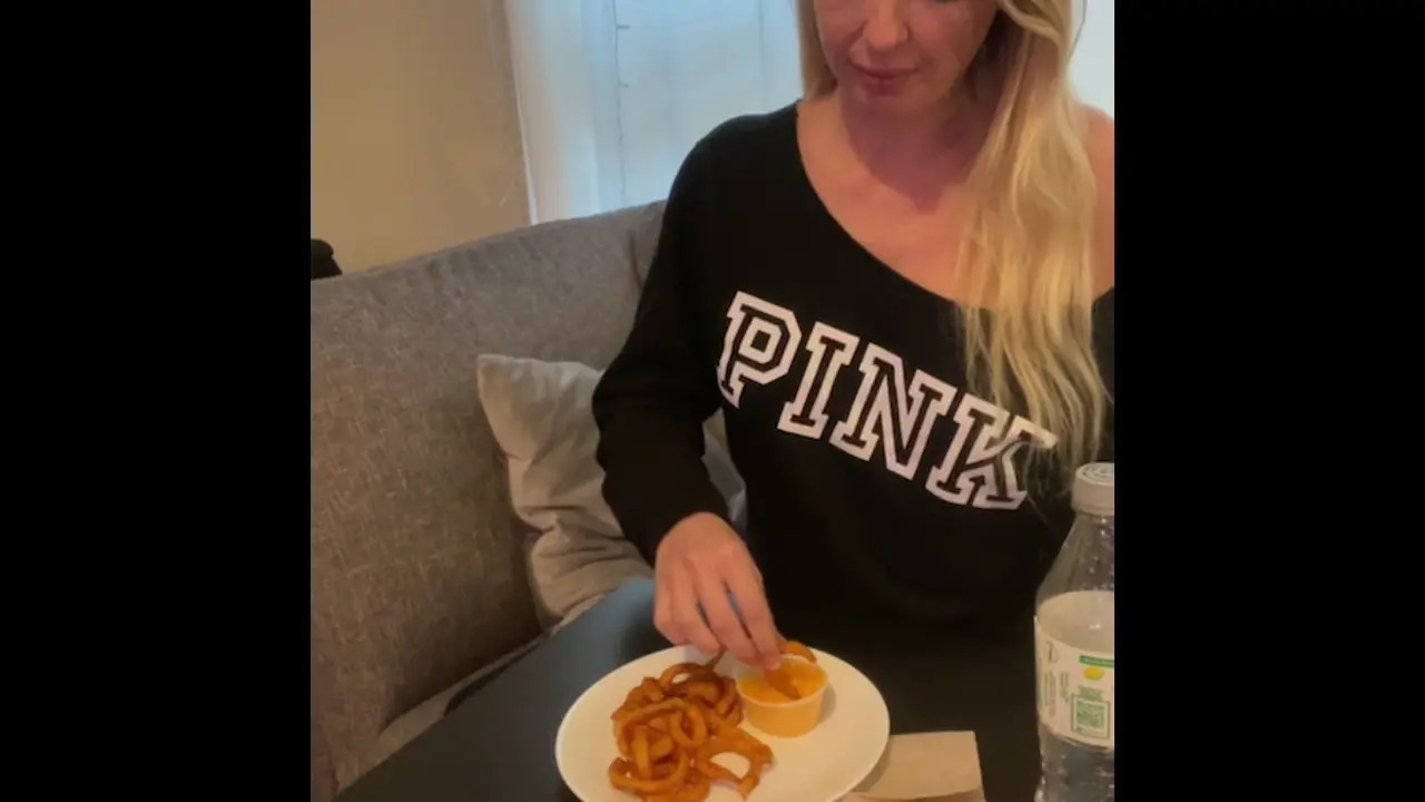 Exclusive Leak: Kinkfantasies - Live Eating Show July 6 2021 IG - Stream in FullHD | Hotleakxxx.com