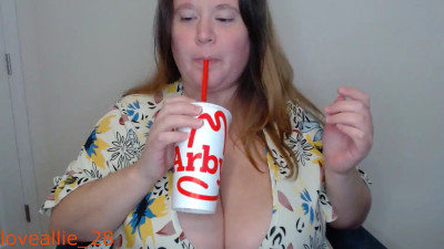 Allie_28 - Arby's MUKBANG