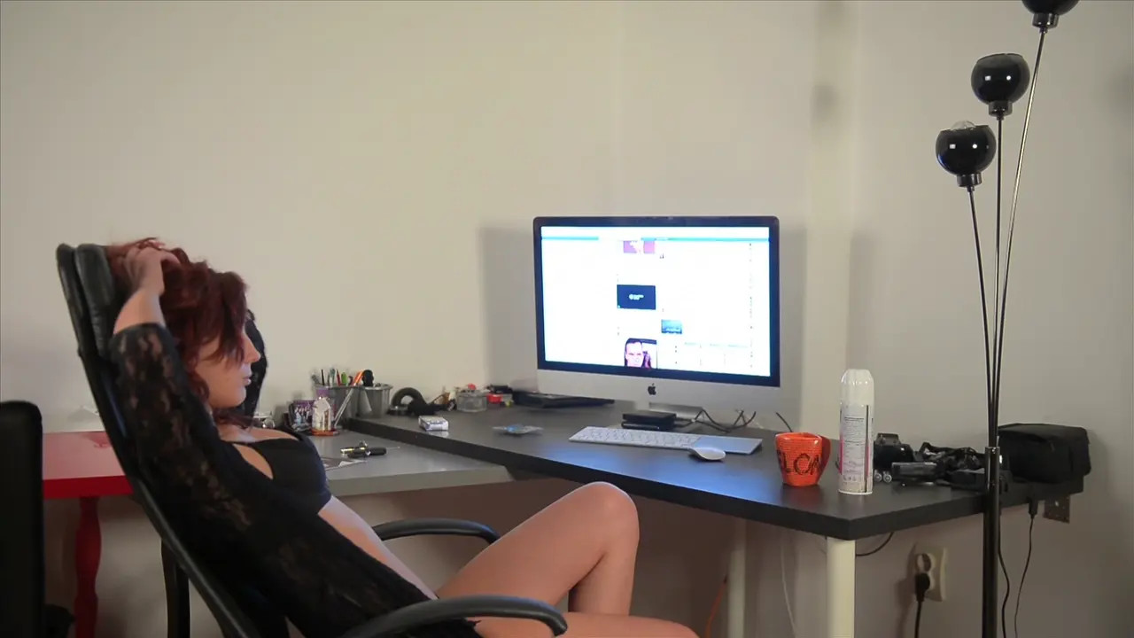 Exclusive Leak: AyanaGrumpix - Whipped cream at the office - Stream in FullHD | Hotleakxxx.com