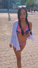 LatinaErikha - Binki walk to the beach