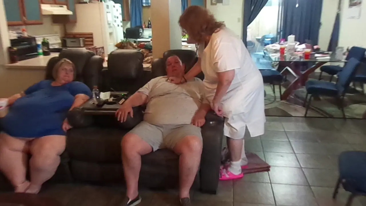 Exclusive Leak: BBWMistressVictoria - Blooper kiss then  Sneeze - Stream in FullHD | Hotleakxxx.com