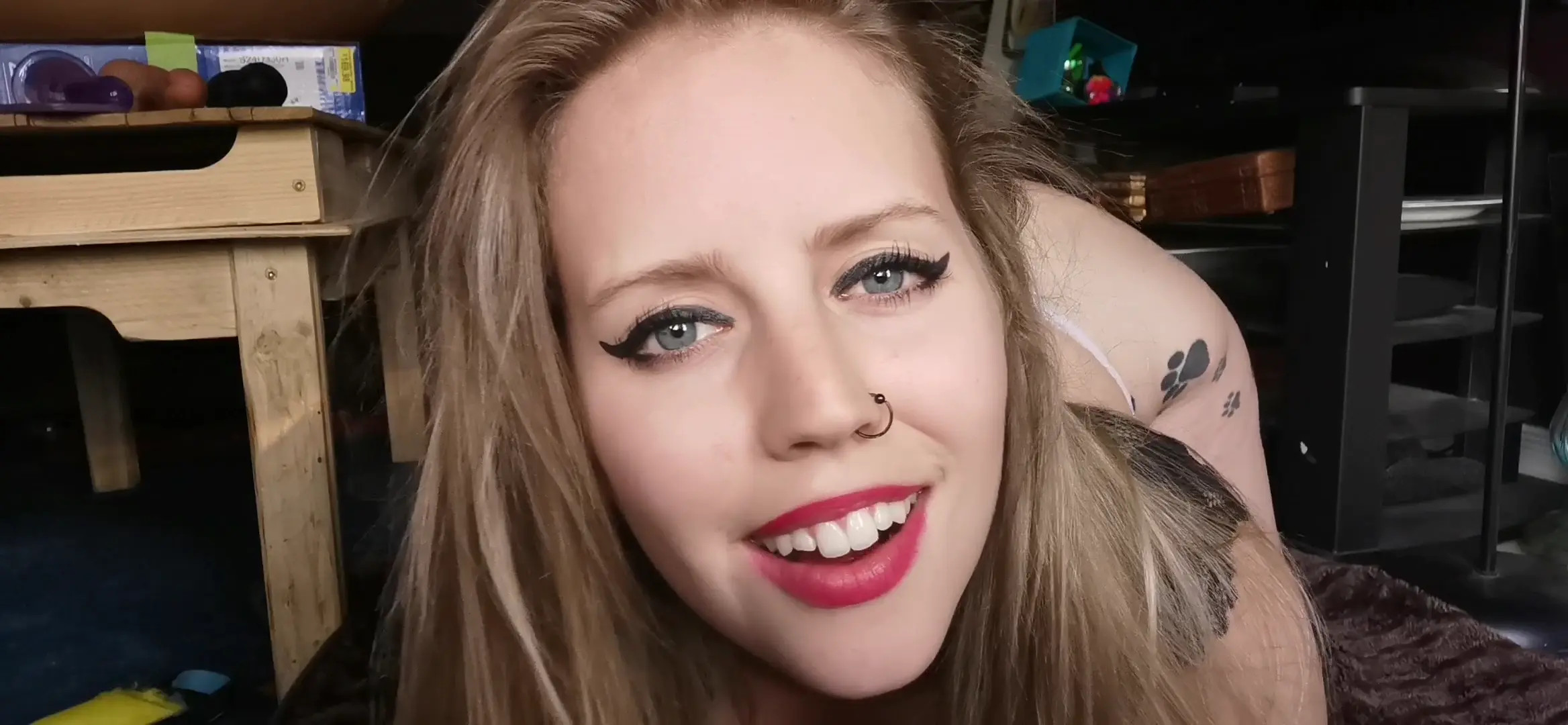 Exclusive Leak: BlueEllaD - Eye & Ass Tease - Free - Stream in FullHD | Hotleakxxx.com