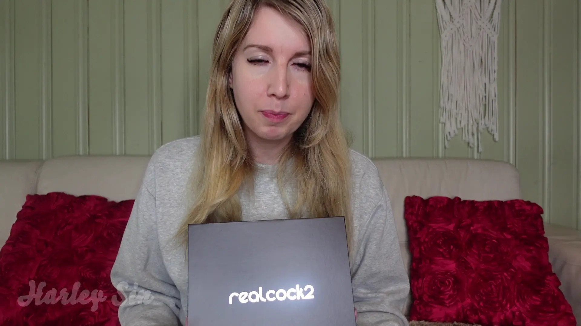 Exclusive Leak: Harley Sin - Unboxing RealCock2 - Stream in FullHD | Hotleakxxx.com
