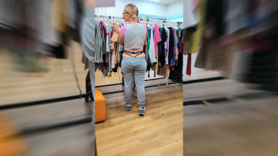 JessieHH - CAUGHT HIM CREEPING AND SPYING ON ME WHILE SHOPPING