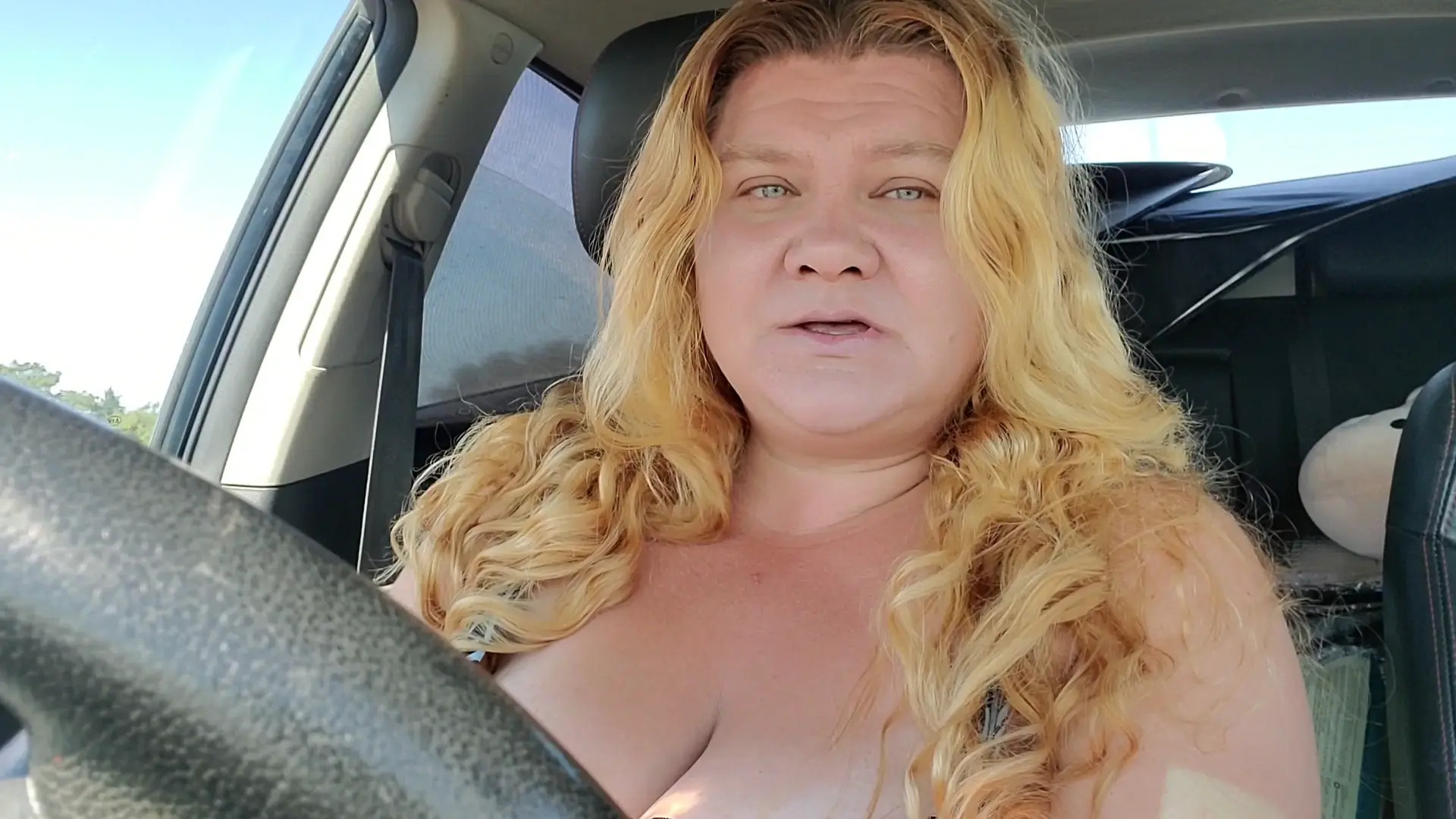 Exclusive Leak: BustyLark - Lark Update - Stream in FullHD | Hotleakxxx.com