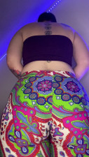 Molliemoon69 - Slo-mo ass shaking bright leggings