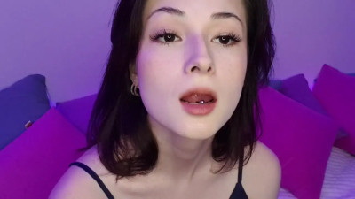 Elien_Heyz - My tongue piercing