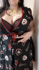 Charlotte_Payne - BBW slowly strips reveals sexy lingerie