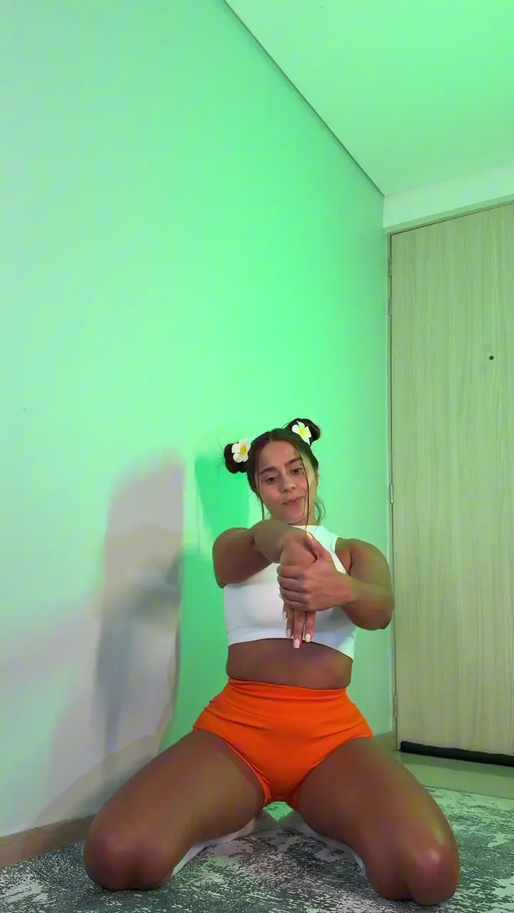 Exclusive Leak: PaoArias - Not your everyday fitness - Stream in FullHD | Hotleakxxx.com