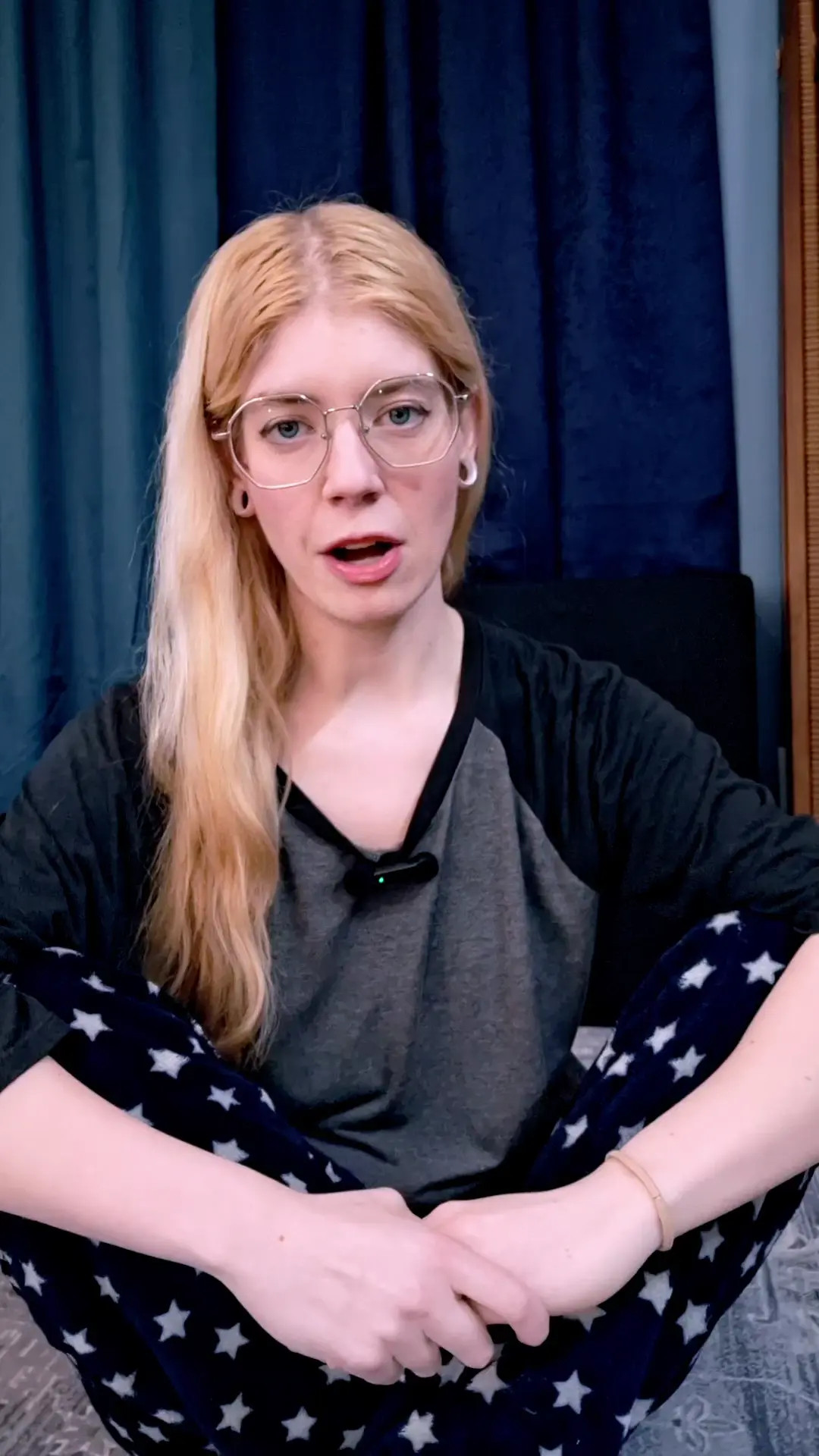 Exclusive Leak: Tiablack - Yapping, Showing Some of my Room and Wardrobe - Stream in FullHD | Hotleakxxx.com