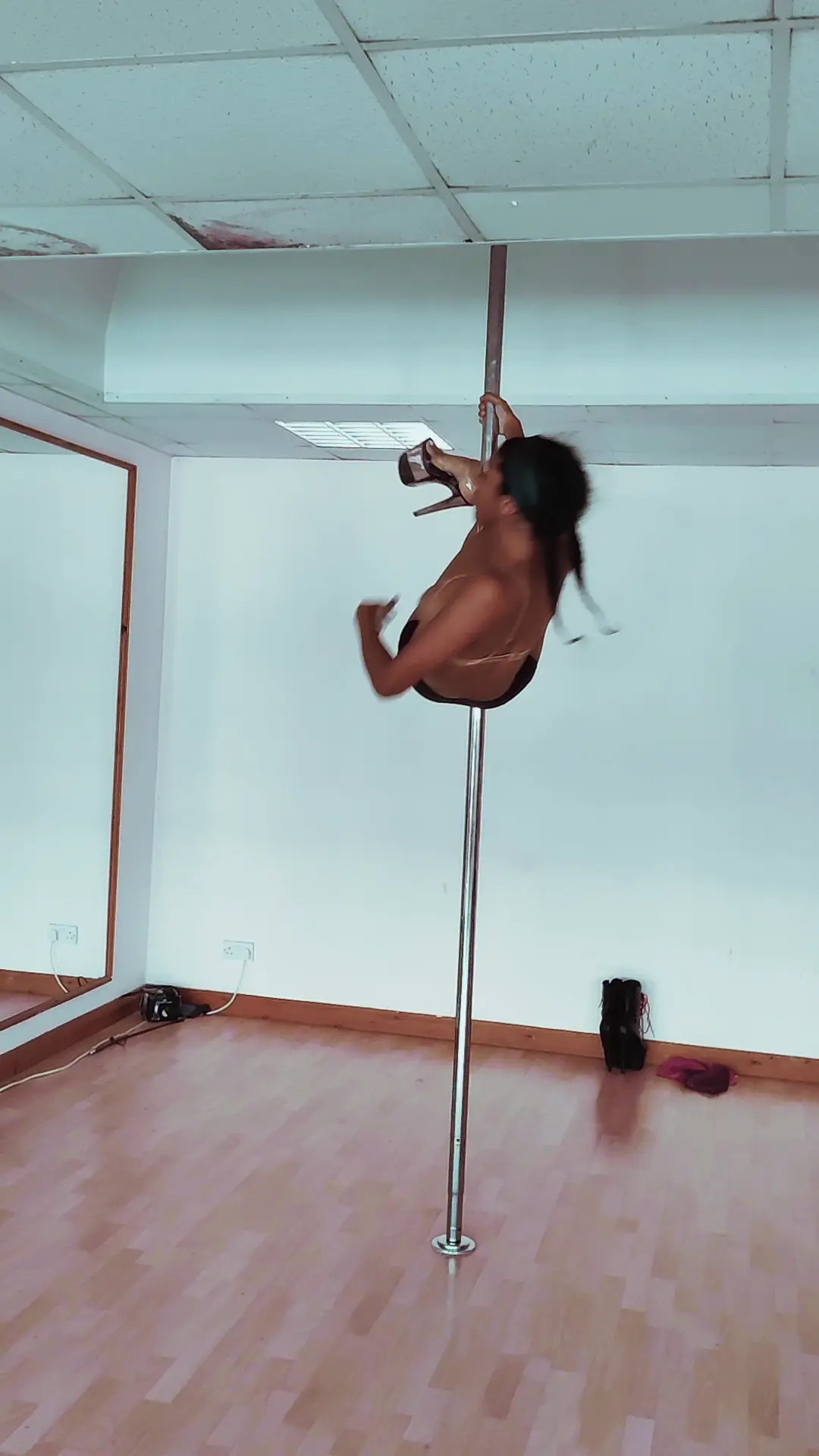 Exclusive Leak: Sabrinajade - STRIPPER FREESTYLE - Stream in FullHD | Hotleakxxx.com