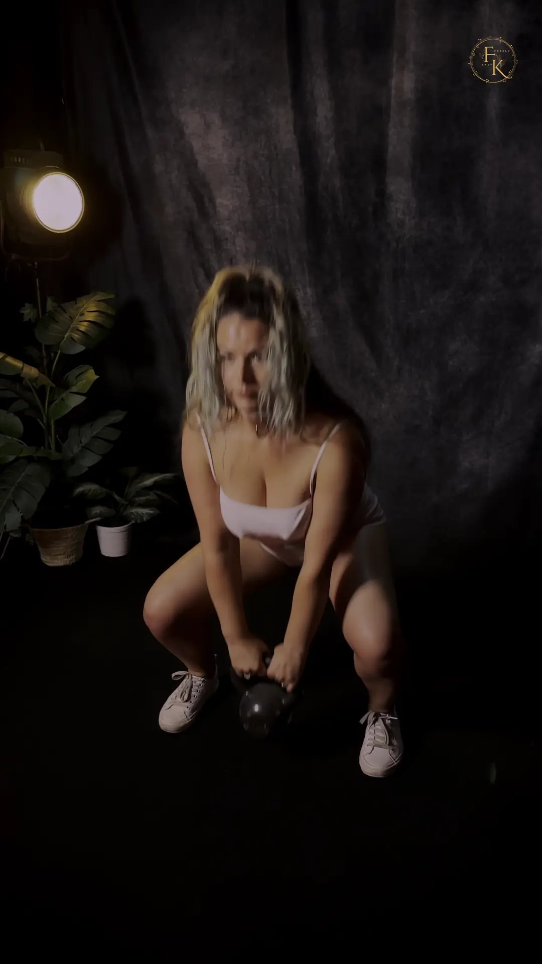 Exclusive Leak: FreelyKaty - Free - Braless Sexy Gym Workout | FreelyKaty Fit - Stream in FullHD | Hotleakxxx.com