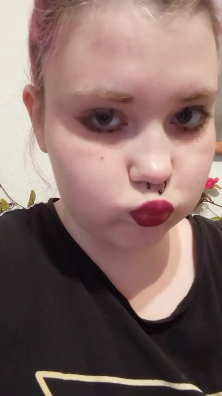 Exclusive Leak: who_wanna_lana - FREE FREE FREE Cutie sucks lolipop - Stream in FullHD | Hotleakxxx.com