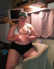 Hippystoner93 - Cum chill with me