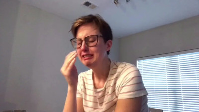 happylilcamgirl - Crying and Noseblowing Fetish