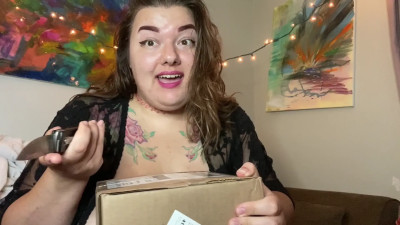 rubberfoxx - Birthday Gift Unboxing and Try-On