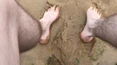 FTM_IssacGunn - Beach Feet Slpish Slpash