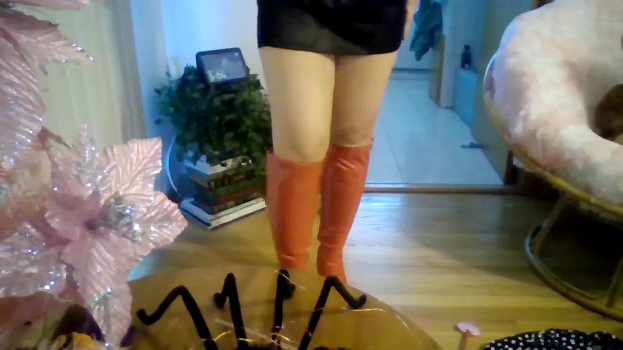Exclusive Leak: asianlovedoll - Try On Hot Red High Heel Latex Boots From DollsKill #boots - Stream in FullHD | Hotleakxxx.com