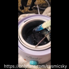 CosmicSky - Testing Hard Wax