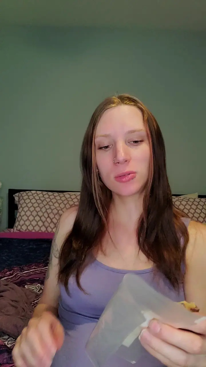 Exclusive Leak: Lover121 - Snickers and Spit - Stream in FullHD | Hotleakxxx.com
