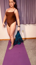 KandeeKim - Sexy yoga with Kandee