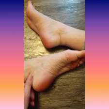 KittySpace - Feets teasing