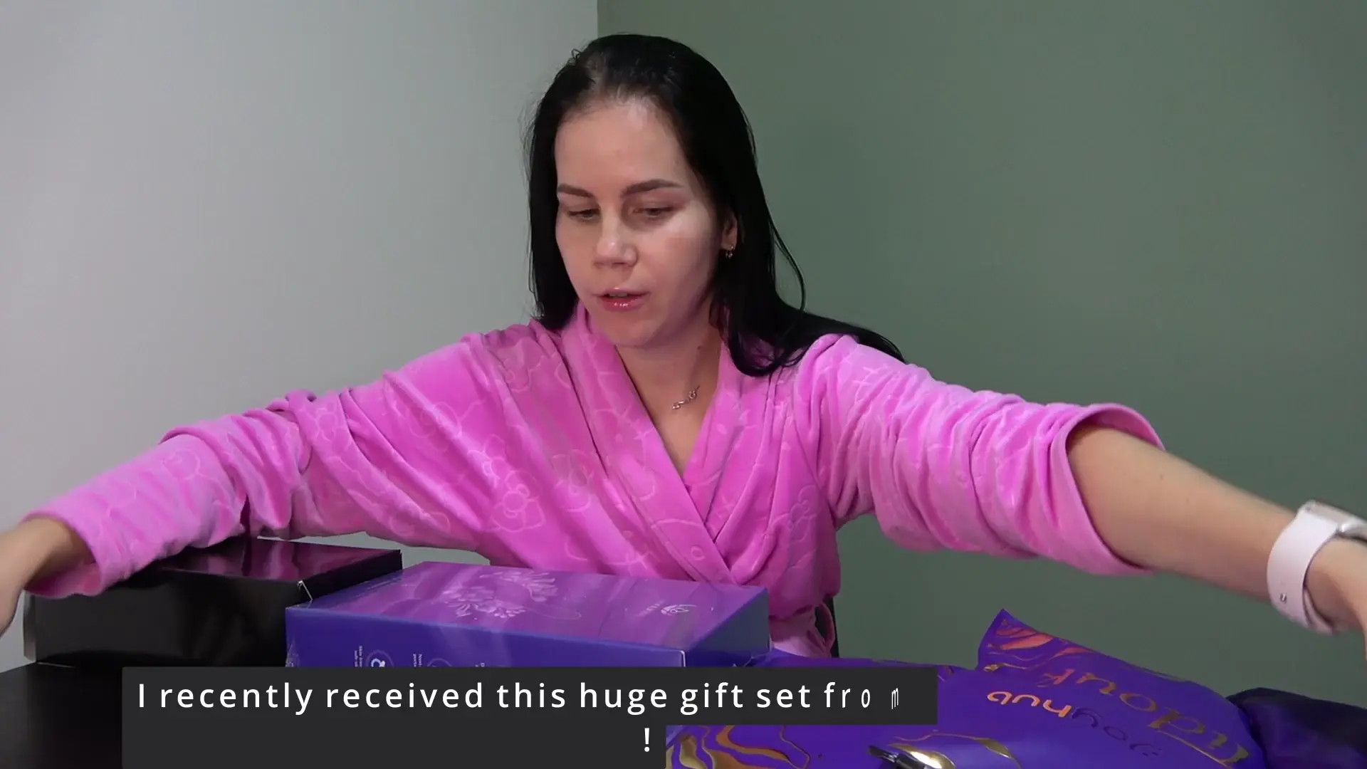 Exclusive Leak: Anna_Sky - Anna unpacks and reviews gifts from JoyHub - Stream in FullHD | Hotleakxxx.com
