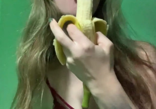 CharlieDiamooond - Eating ur hard cock