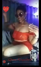 QKs Cabaret - Sexy cool stoner
