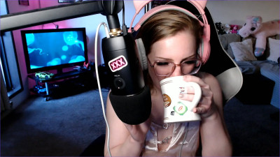 sweetcheekscapone - ASMR Rotating Rabbit Vibrator Unboxing Calming/Soothing