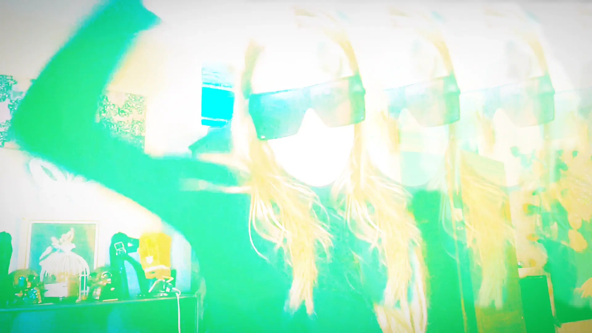 Exclusive Leak: BethAdone - Spread Eagle Cross The Block ARTFREAK VIDEO - Stream in FullHD | Hotleakxxx.com