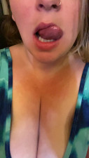 Curvymilf42087 - Licking my lips for you