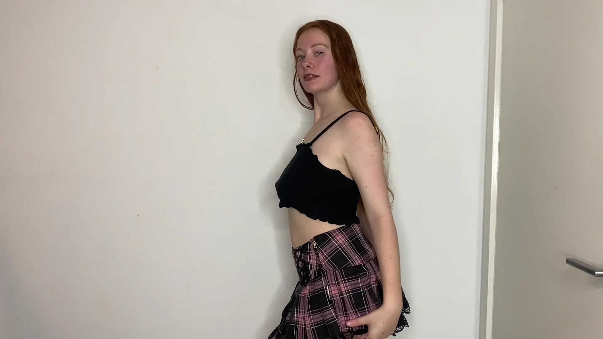 Exclusive Leak: Phoenixxchelsea - SFW miniskirt try on - Stream in FullHD | Hotleakxxx.com