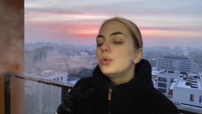 Stefani__Sykes - smoking sig with bitchy face