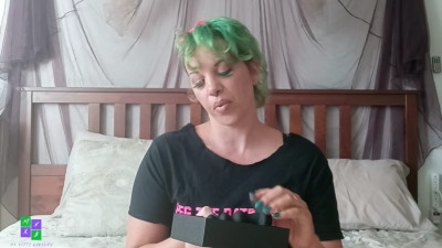 MxKittyBabalon - Toy Review Silicone Vibrating Anal Beads