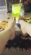 Rayna158 - Halloween atmosphere and cocktails and feet