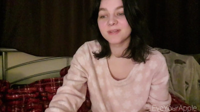 EveYourApple - FREE Showing my New Glass Dildo