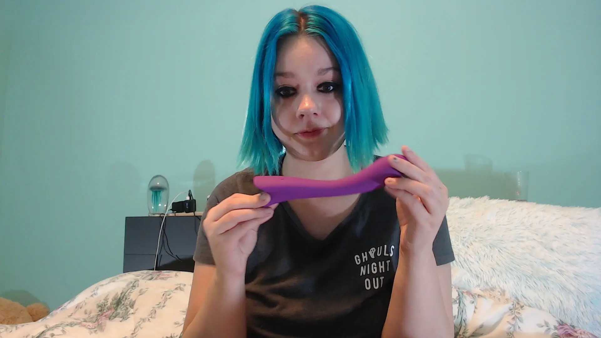 Exclusive Leak: LiliMariexx - My Review Of Paloqueths Mermaid Vibrator - Stream in FullHD | Hotleakxxx.com