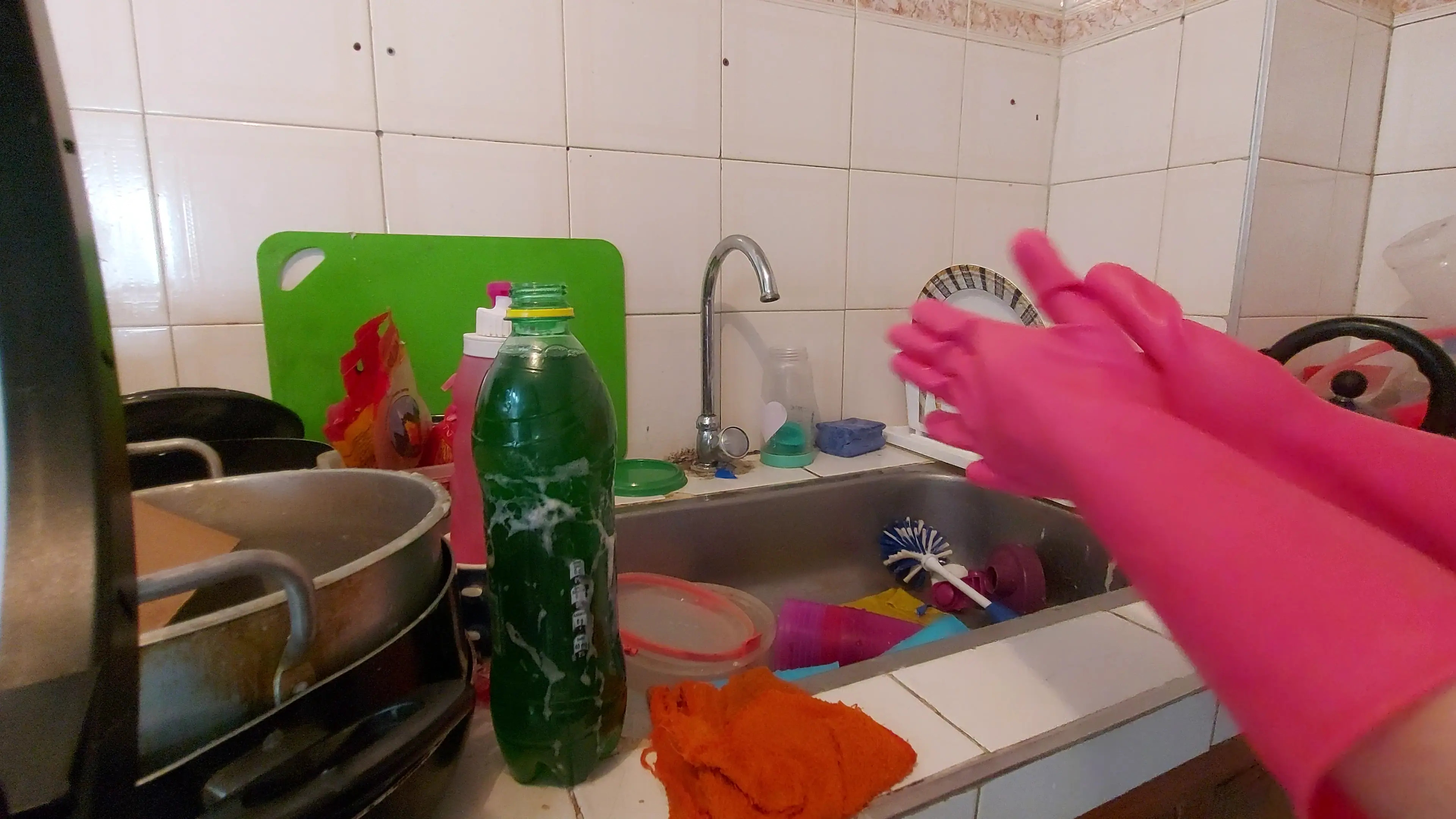 Exclusive Leak: Laura_anall - Pink Rubber Gloves - Stream in FullHD | Hotleakxxx.com