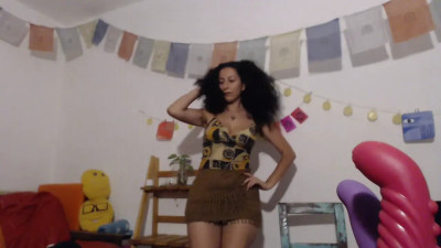 SacredCandela - Psychedelic Cumbia rhythm DANCING! SFW