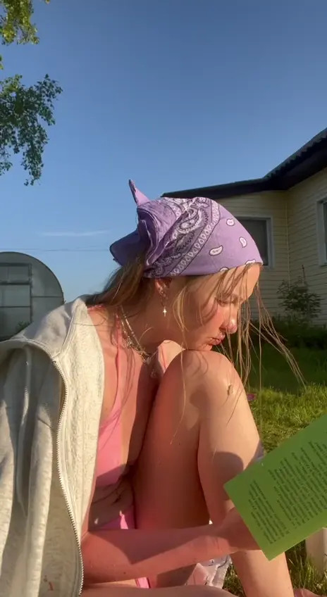 Exclusive Leak: FlyFlyButterfly - Sit And Read With Me - Stream in FullHD | Hotleakxxx.com