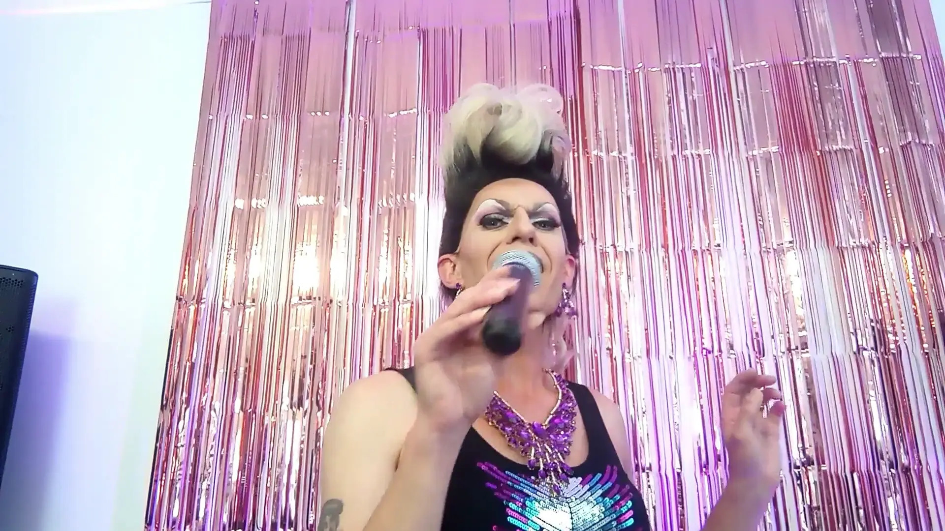 Exclusive Leak: Alexalovesit - sweet transvestite cover - Stream in FullHD | Hotleakxxx.com