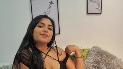 AlanaGraces - Hi guys! I'm new here